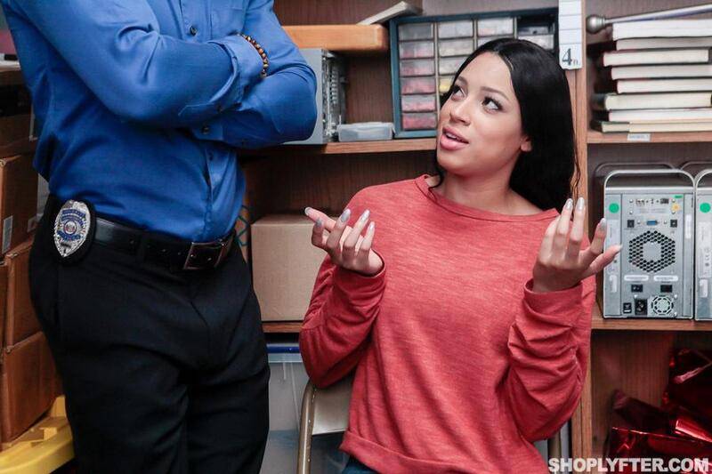 Amethyst Banks - 16 videos on SexyPorn - SxyPrn porn (latest)